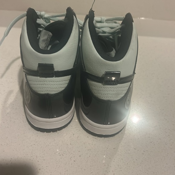 Black and mint green Nike All Star High-Top Sneakers size Y4 - Picture 3 of 4